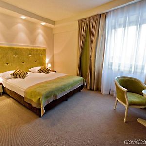Hotel Prezydencki 4-Star